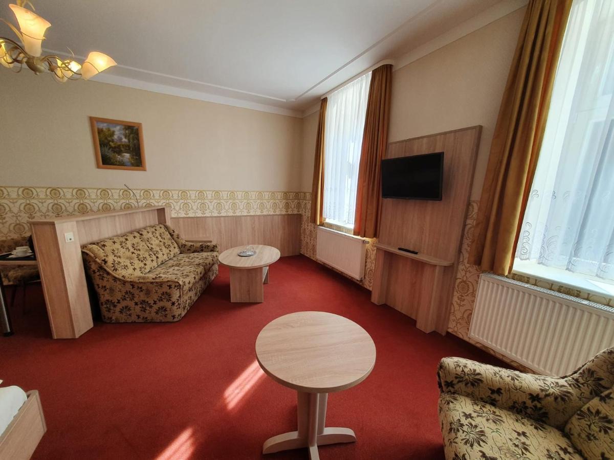 Hotel Garni Dekorahaus Bad Schandau Esterno foto
